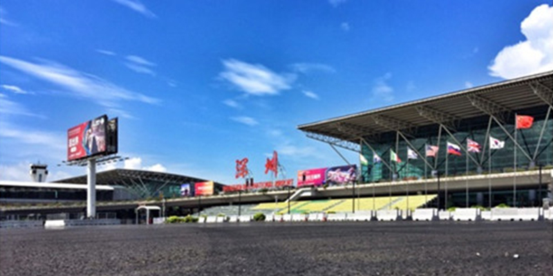 綠蛙看臺(tái)助陣深圳國(guó)際車窗SMA國(guó)際漂移嘉年華