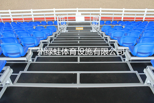 2014南京青奧會馬術館比賽看臺裝完畢