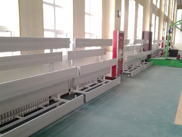 青海西寧青春體育籃球館鋁制看臺