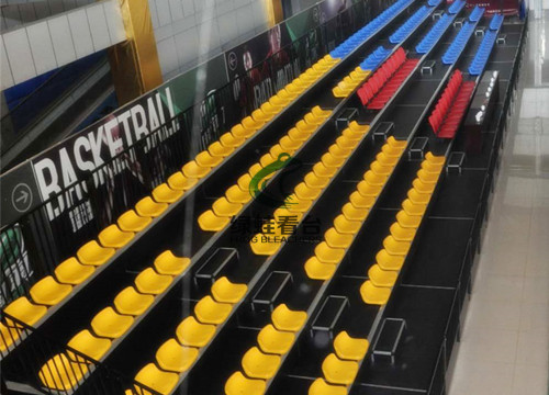 孝義市三皇水一方國羽球館固定看臺