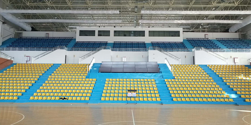 百年“韶師”搬遷至新址啦共創輝煌，綠蛙看臺(tái)融入體育館內(nèi)