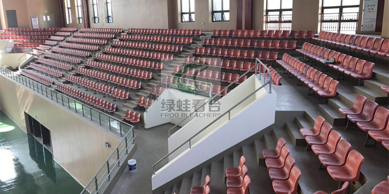 中空吹塑立裝高靠背座固定看臺(tái)座椅