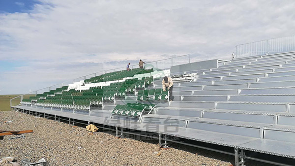 綠蛙注塑翻板可拆卸拼裝看臺