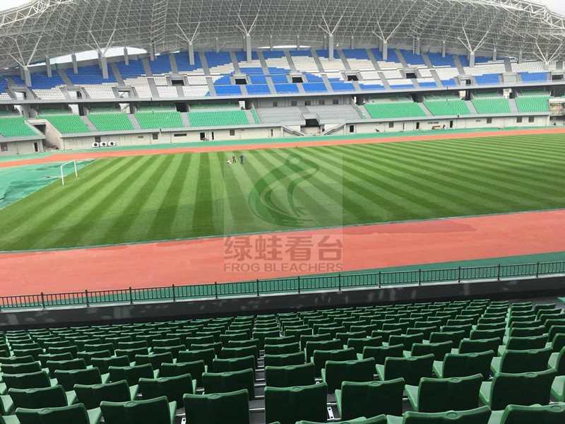 國家北方足球訓(xùn)練基地體育場看臺