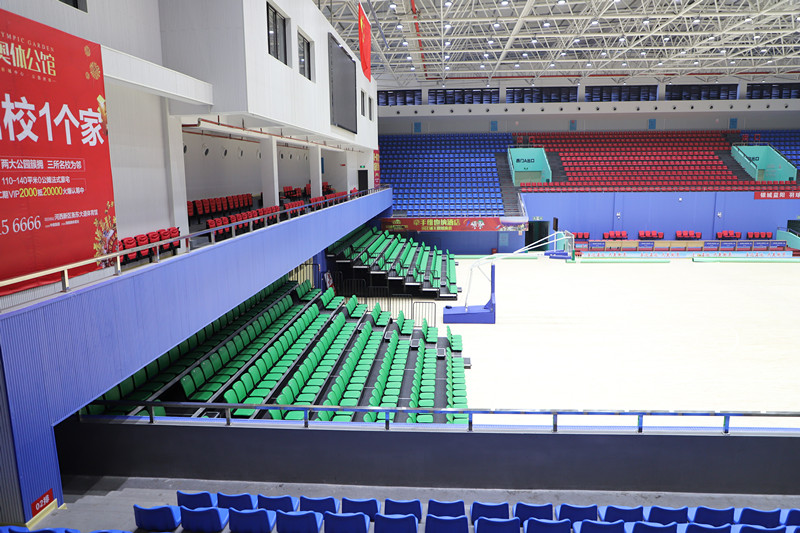 衡東奧體中心體育館看臺(tái)座椅