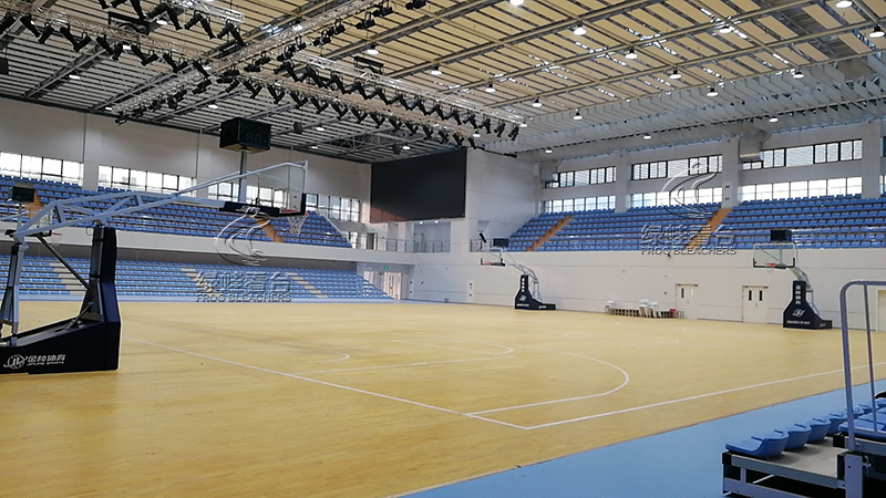 陜西服裝工程學(xué)院伸縮看臺(tái)案例