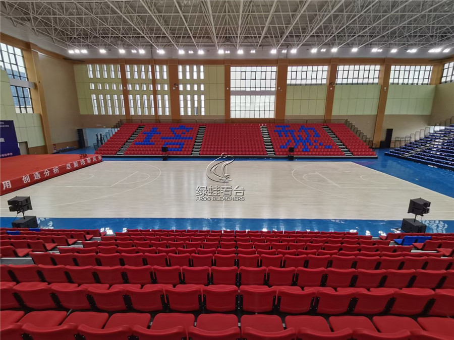 山丹新城區(qū)全民健身中心體育館看臺(tái)座椅