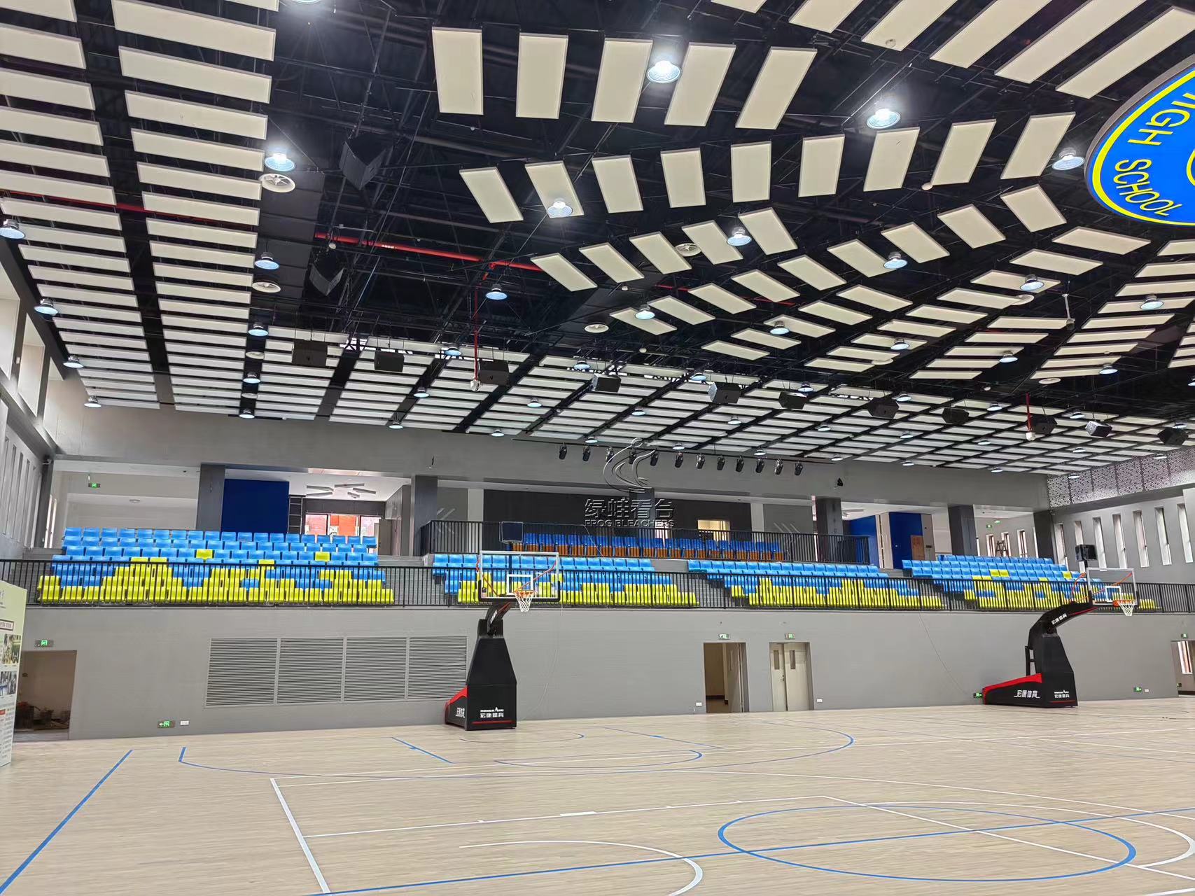 廣州真光中學體育館看臺座椅
