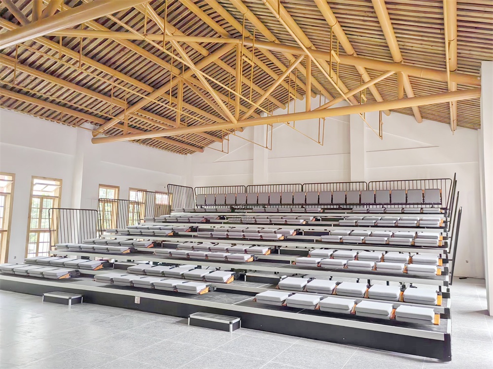 泉州工藝美術(shù)廠看臺(tái)座椅