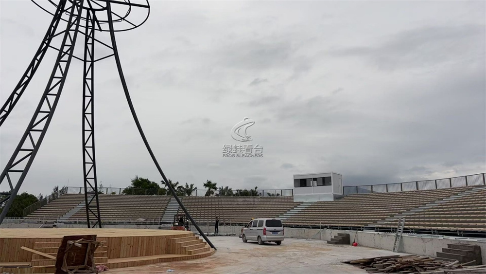 三亞海昌夢(mèng)幻海洋不夜城的看臺(tái)